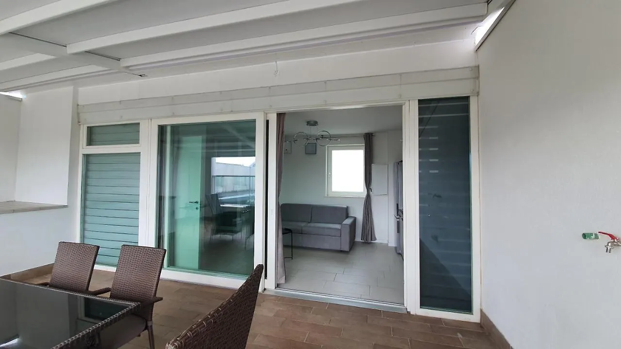 Isola Blu Luxury Apartment Lido di Jesolo 0*,  Italien